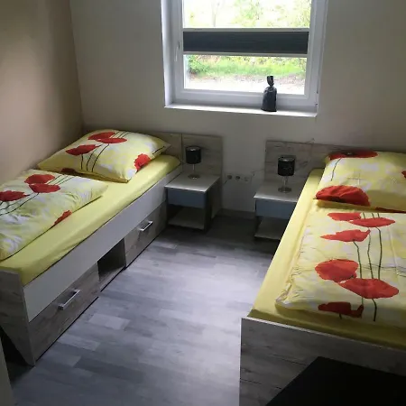 32 Ferienhaus Am See Prázdninový dům *